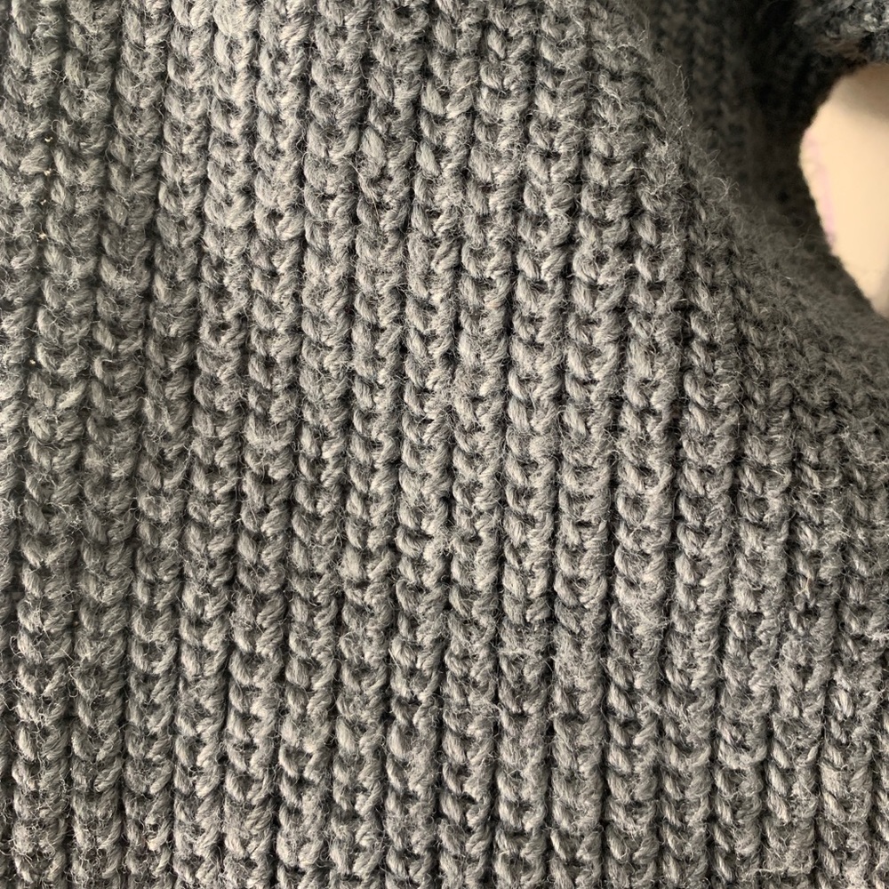 Soft Sweater - Picture 2 of 3